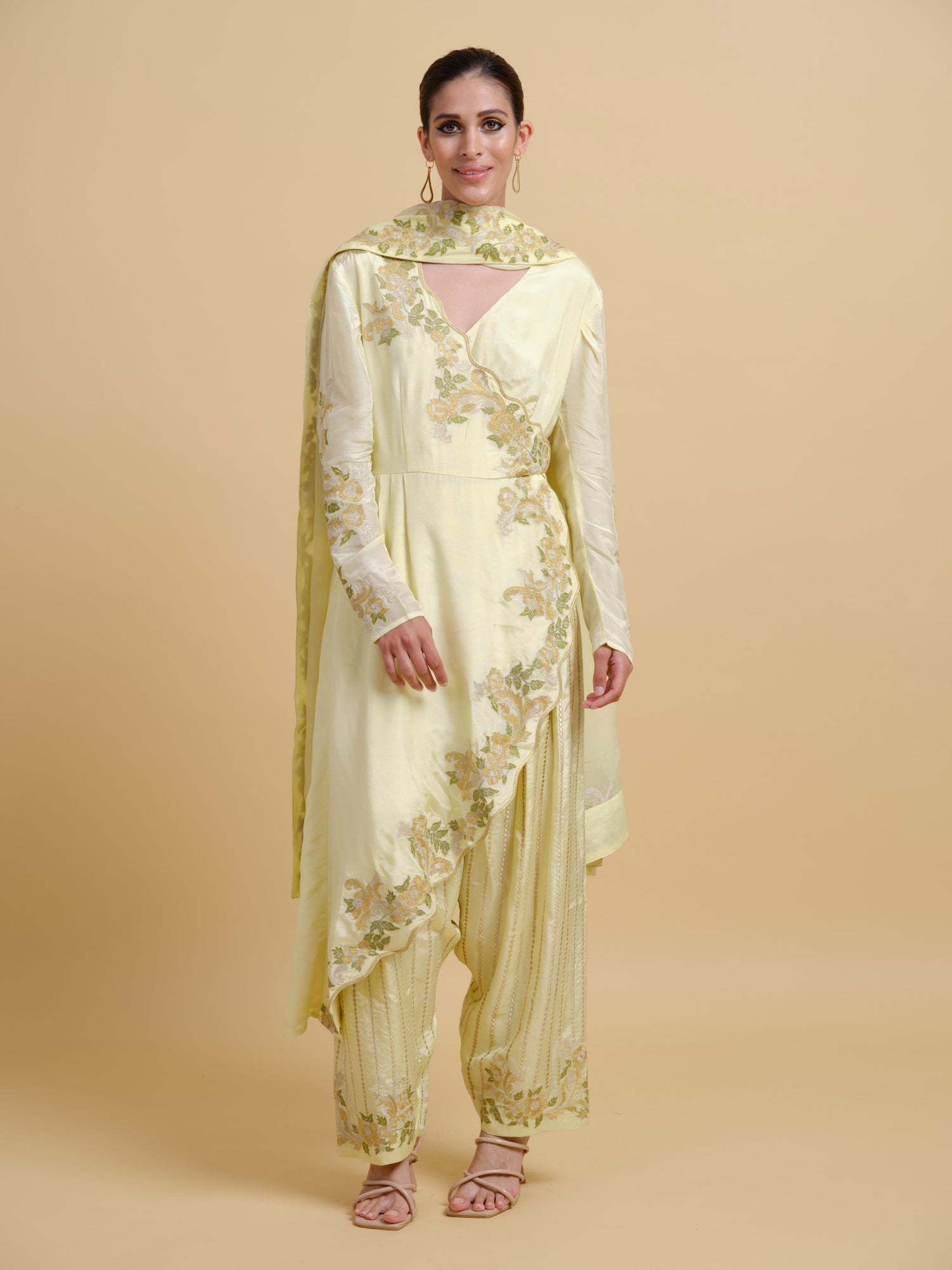 Indradevi Kurta Set