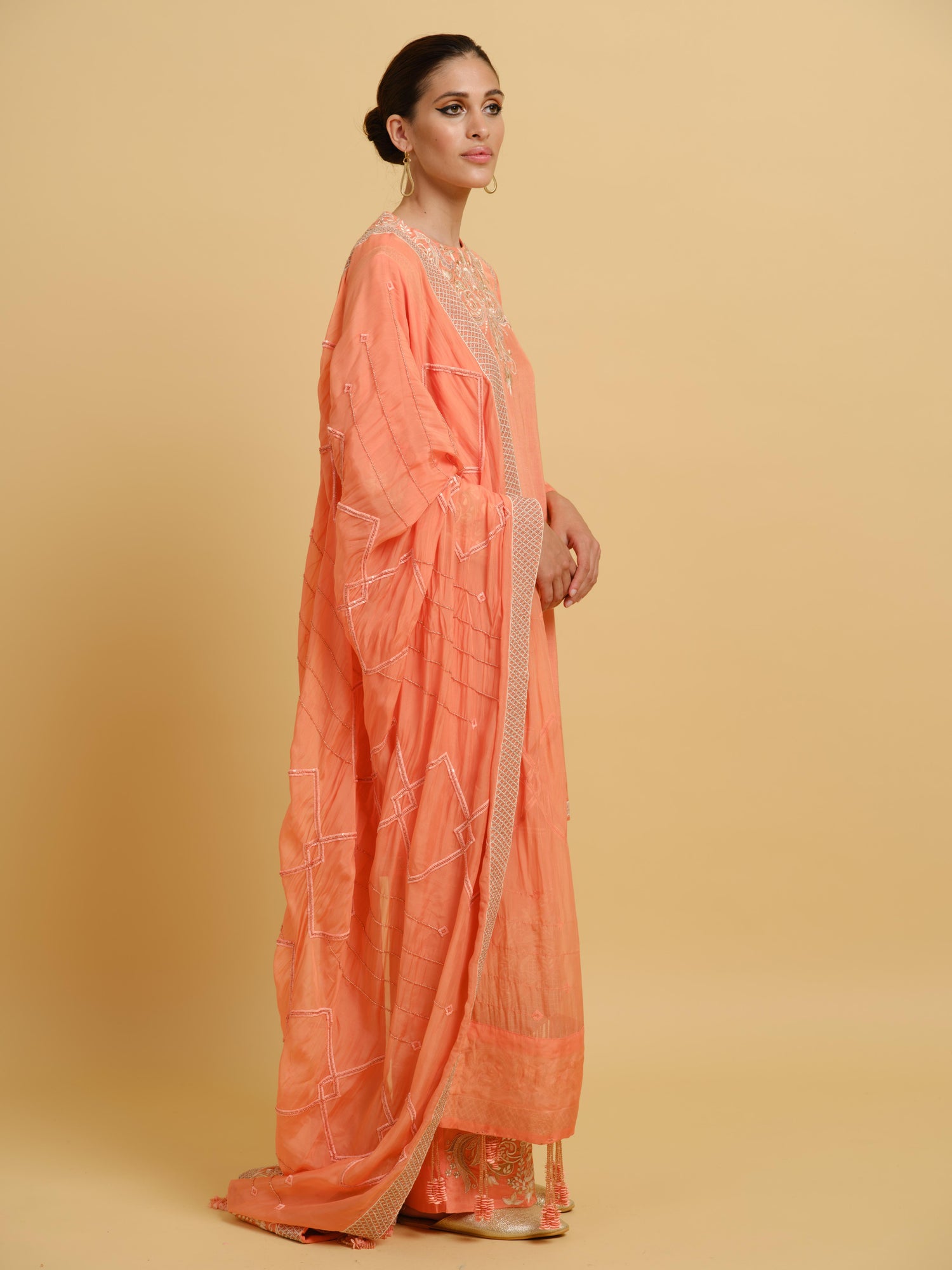 Suvarnamala Kurta Set