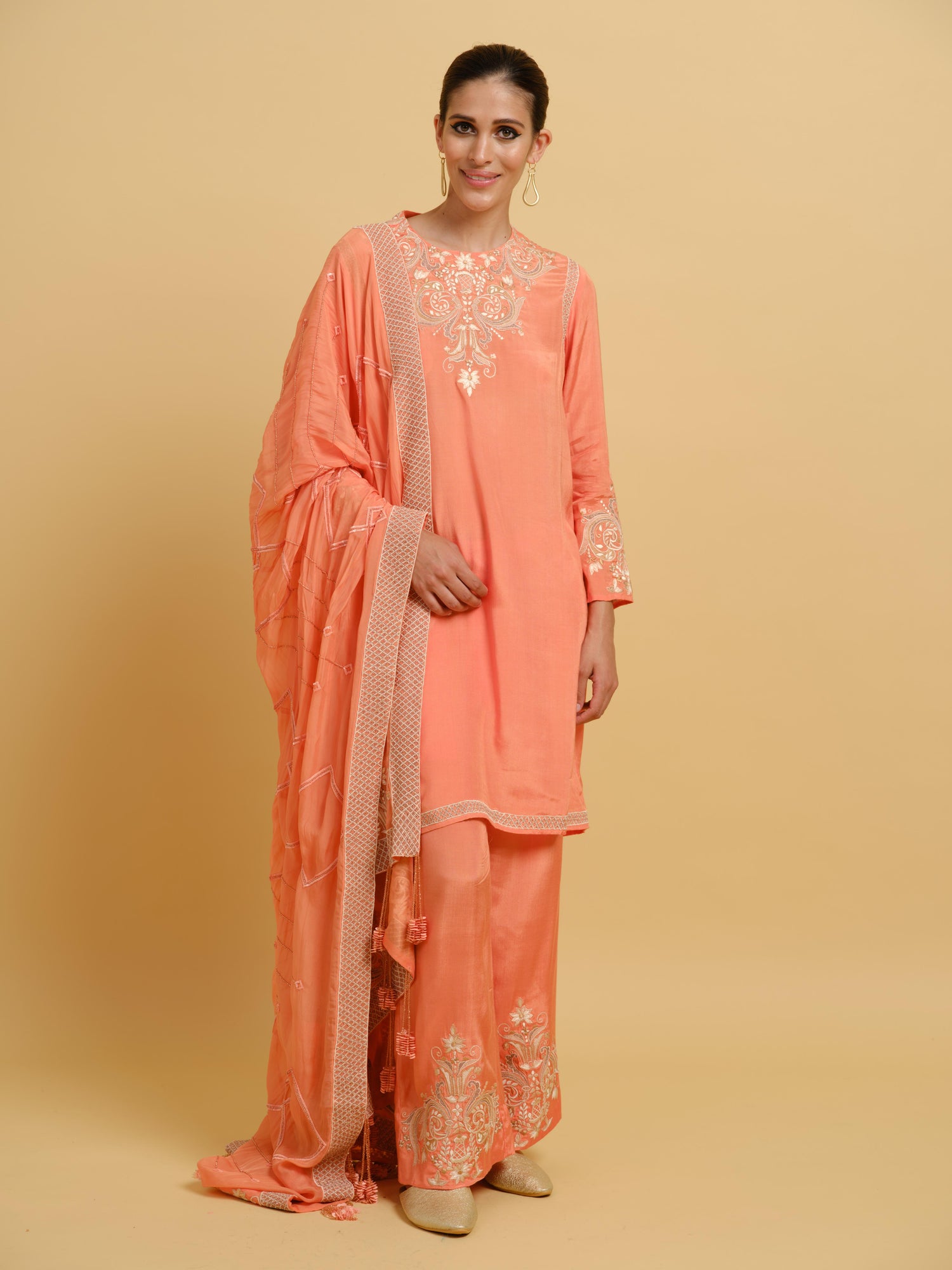 Suvarnamala Kurta Set