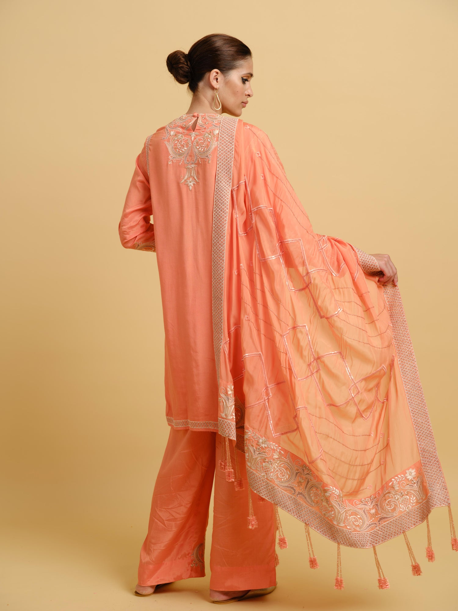 Suvarnamala Kurta Set