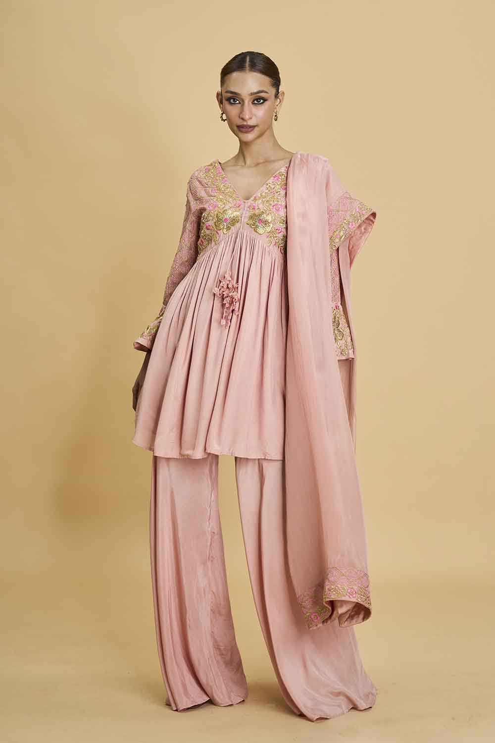Caligo Kurta Set